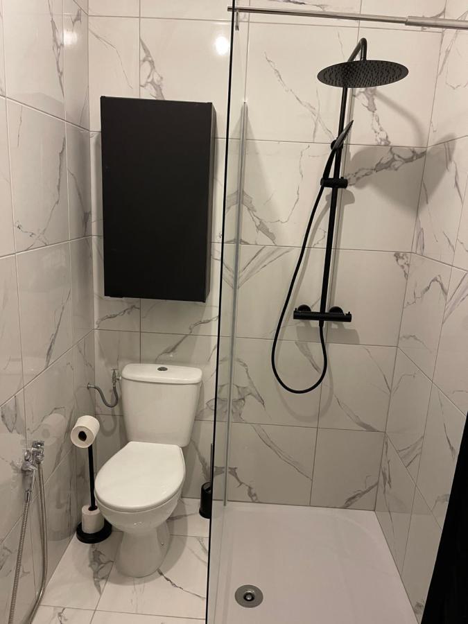 Maison Meublee Avec Parking ムーラン エクステリア 写真